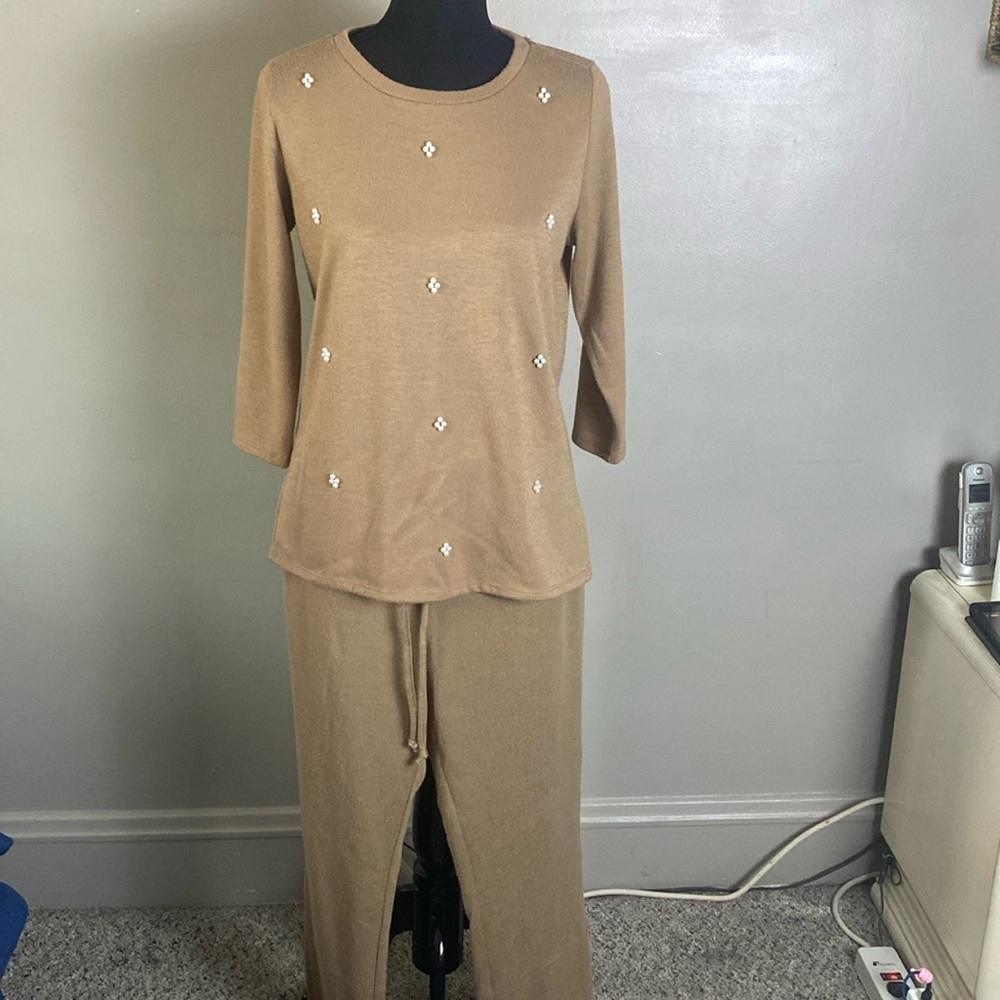 Silverwear 2 Pc Outfit Khaki Crewneck Top 3/4 Sleeve Faux Pearl Accents